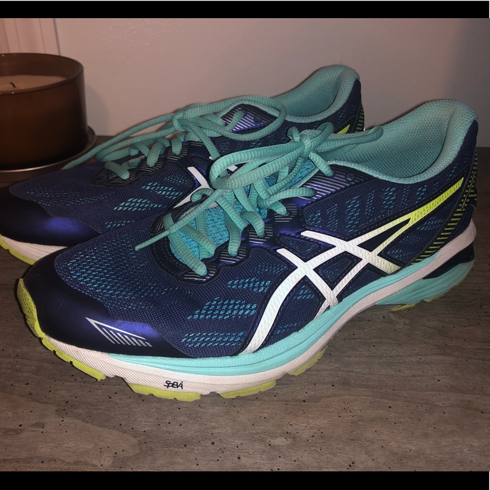 Women’s ASICS shoes